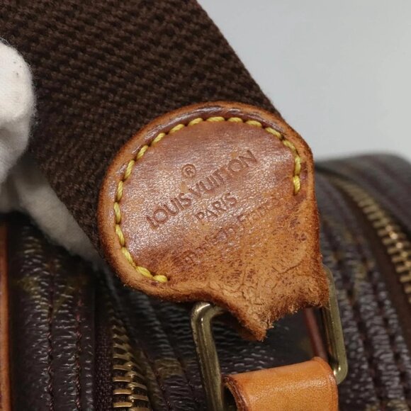 LOUIS VUITTON Monogram Reporter PM Shoulder Bag - Picture 5 of 16